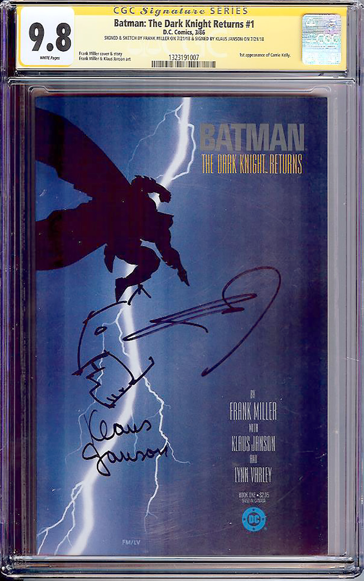 Batman: The Dark Knight Returns #1 CGC 9.8 w CGC Signature SERIES